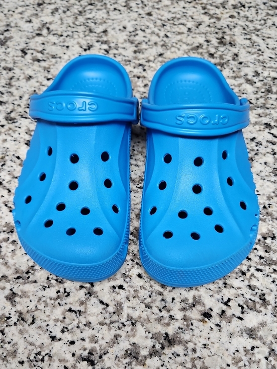 CROCS Other - CROCS. BIG KIDS J4, BLUE